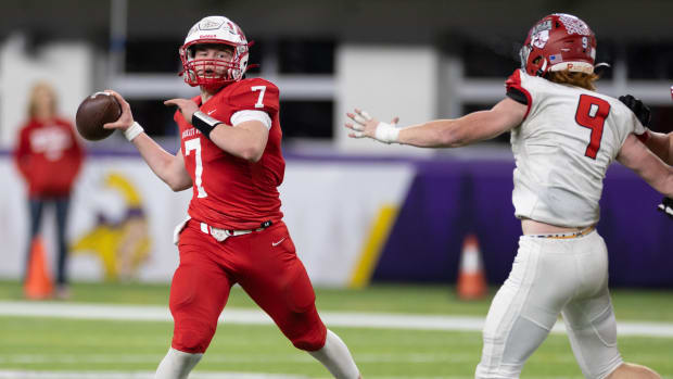 Elk River vs Mankato West Dec3-22 Jeff Lawler39